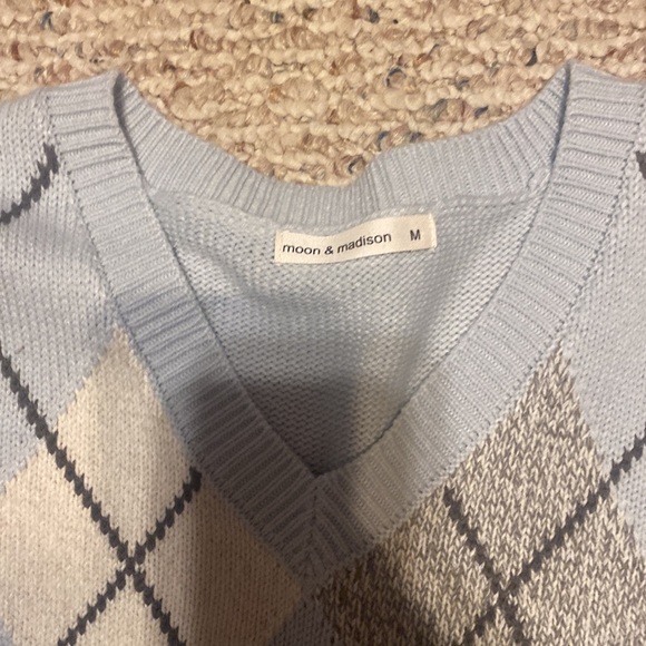 Cropped vest - Picture 2 of 4